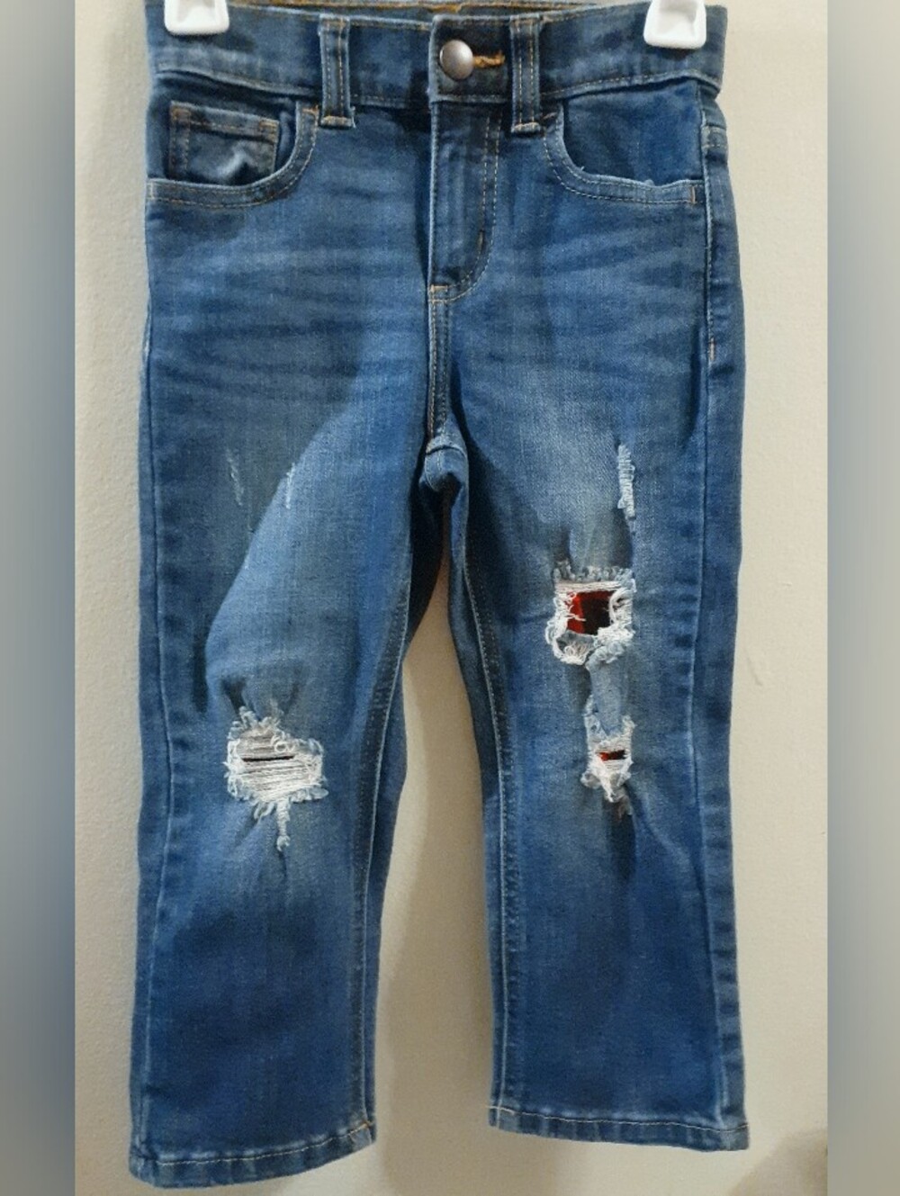 Wonder Nation Distressed Denim Jeans.